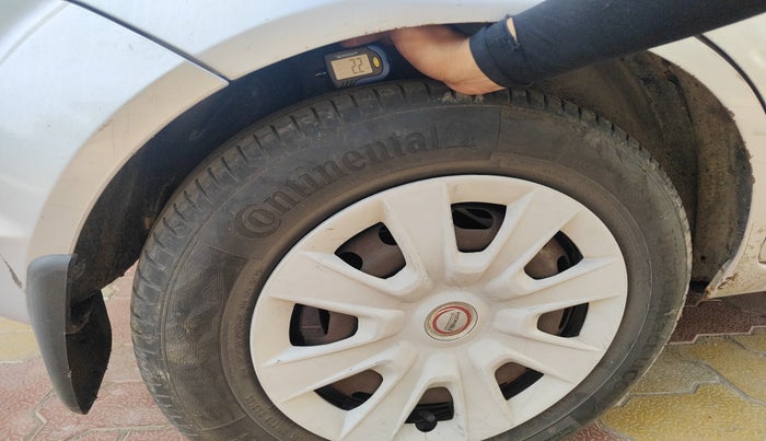 2014 Ford Figo ZXI 1.4 DIESEL, Diesel, Manual, 2,17,271 km, tyre