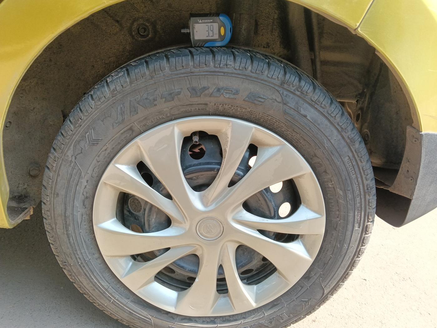 2014 Maruti Celerio VXI, Petrol, Manual, 1,71,136 km, tyre