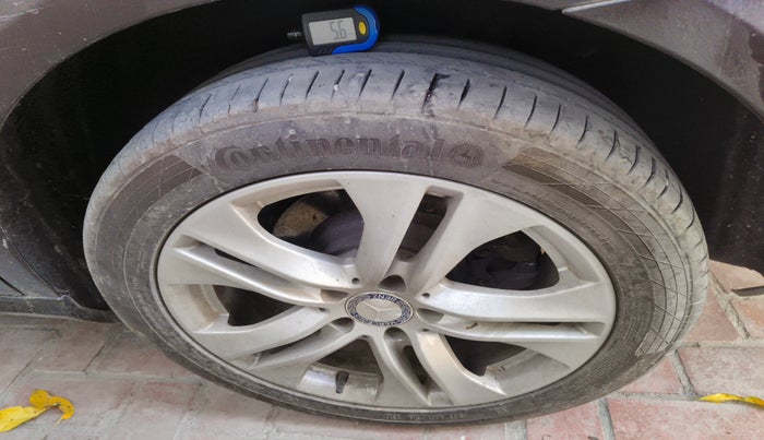 2012 Mercedes Benz E Class E 250 CDI Avantgarde, Diesel, Automatic, 38,876 km, tyre