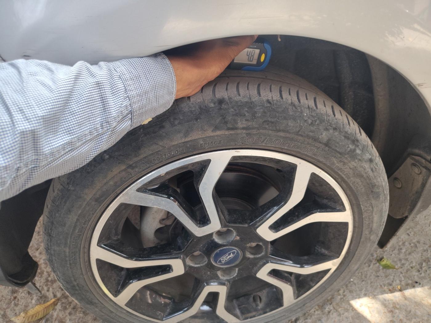2018 Ford Ecosport TITANIUM 1.5L SIGNATURE EDITION (SUNROOF) DIESEL, Diesel, Manual, 48,558 km, tyre