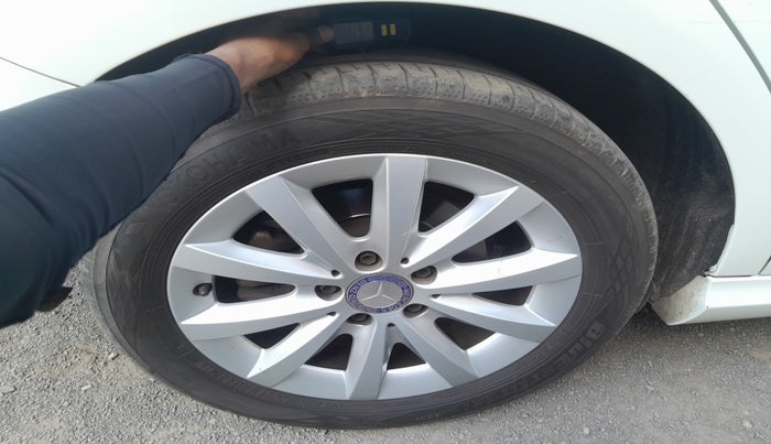 2015 Mercedes Benz B Class B200 CDI SPORT, Diesel, Automatic, 69,210 km, tyre