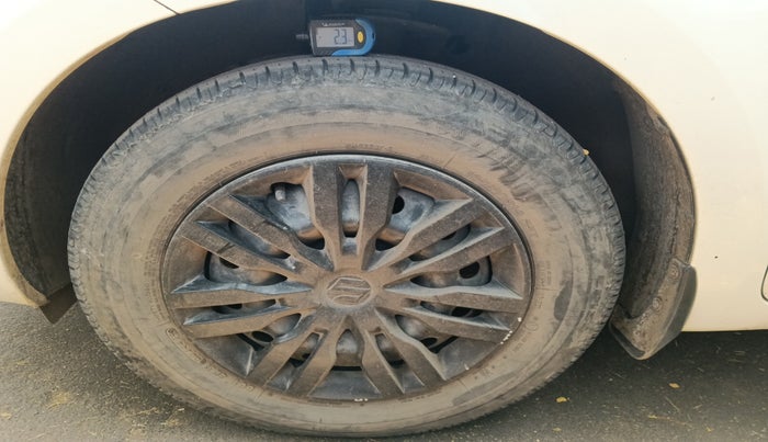 2019 Maruti Swift VXI, Petrol, Manual, 19,421 km, tyre