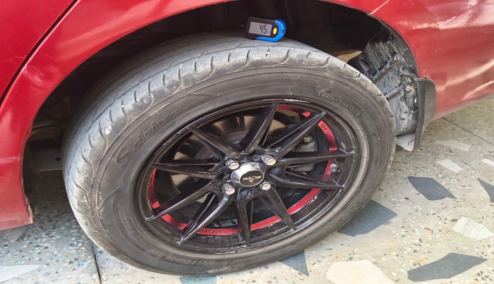 2018 Toyota YARIS VX CVT, Petrol, Automatic, 68,525 km, tyre