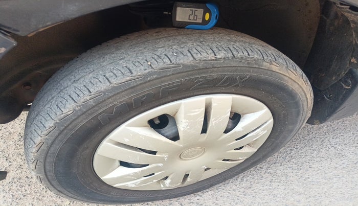 2015 Maruti Alto 800 LXI, Petrol, Manual, 82,078 km, tyre