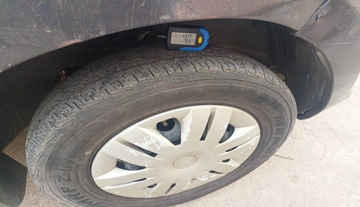 2015 Maruti Alto 800 LXI, Petrol, Manual, 82,078 km, tyre