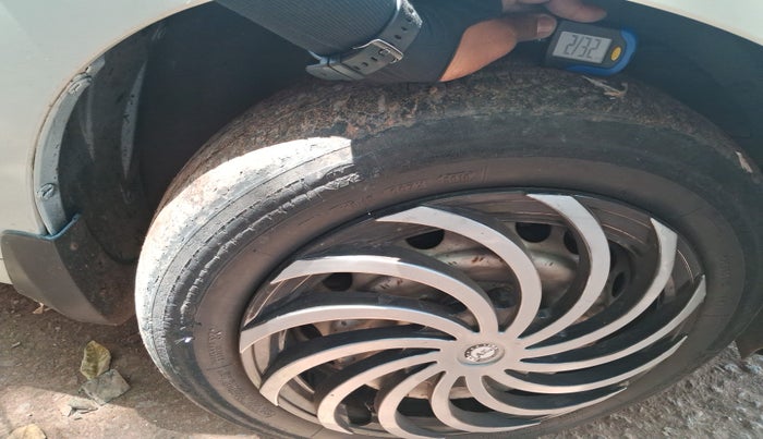 2015 Maruti Baleno SIGMA DIESEL 1.3, Diesel, Manual, 77,744 km, tyre