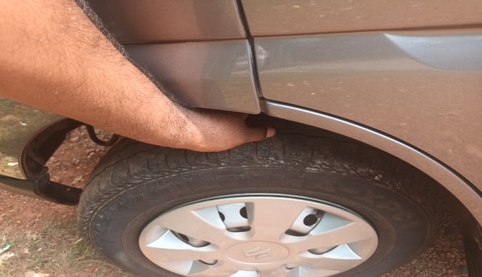 2023 Maruti Eeco 5 STR AC, Petrol, Manual, 27,021 km, tyre