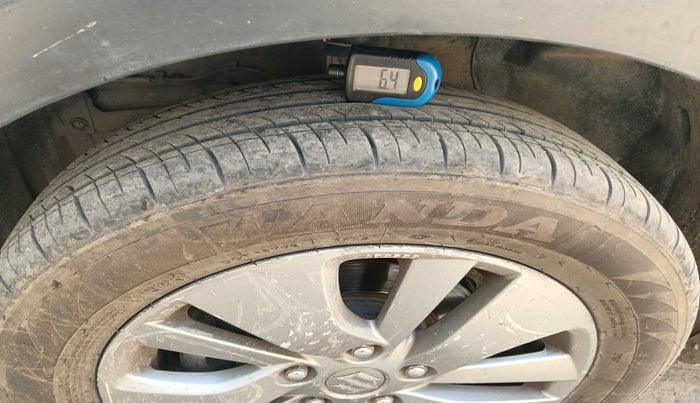 2016 Maruti S Cross ALPHA 1.3, Diesel, Manual, 1,62,275 km, tyre