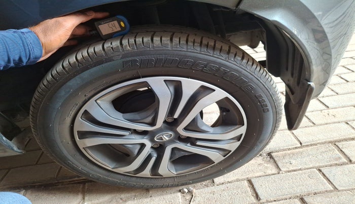2022 Tata Tiago XZ PETROL, Petrol, Manual, 21,666 km, tyre