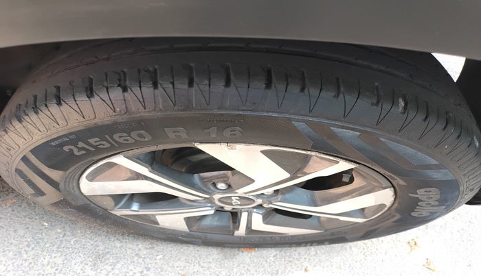 2023 KIA SONET HTX 1.0 IMT, Petrol, Manual, 19,148 km, tyre