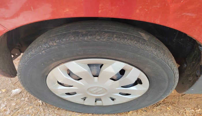 2013 Maruti Alto 800 LXI, Petrol, Manual, 30,895 km, tyre