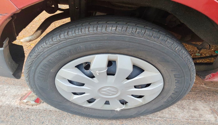 2013 Maruti Alto 800 LXI, Petrol, Manual, 30,895 km, tyre