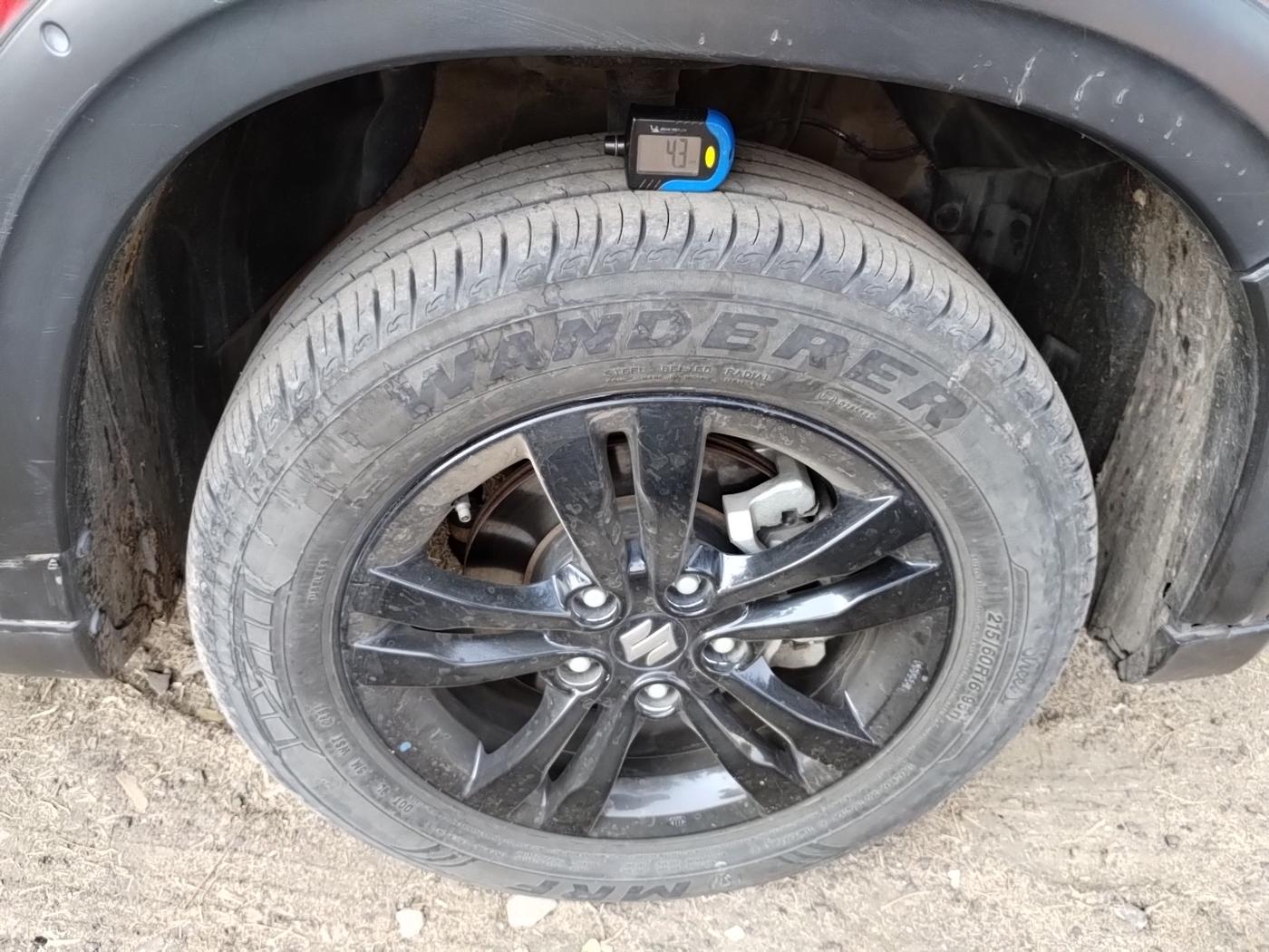 2018 Maruti Vitara Brezza ZDI, Diesel, Manual, 24,141 km, tyre