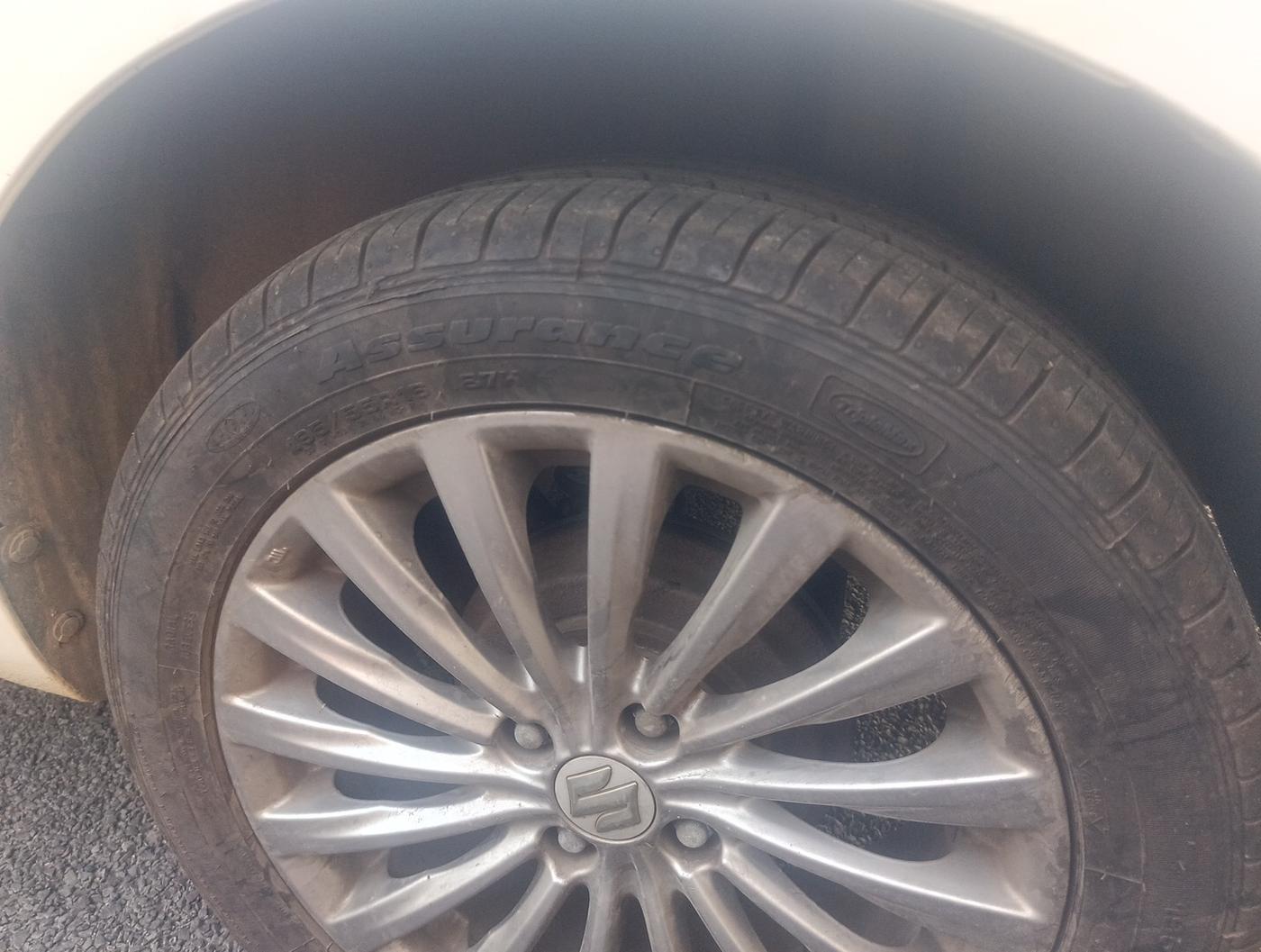 2017 Maruti Ciaz ALPHA 1.4 PETROL, Petrol, Manual, 55,767 km, tyre