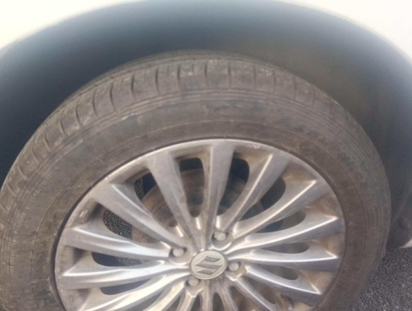 2017 Maruti Ciaz ALPHA 1.4 PETROL, Petrol, Manual, 55,767 km, tyre