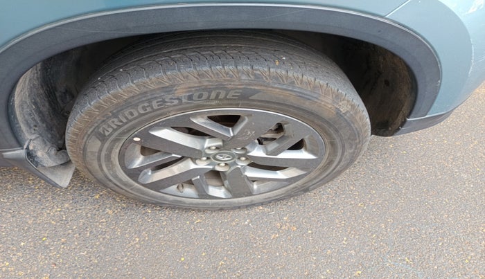 2023 Tata Safari XTA PLUS, Diesel, Automatic, 22,740 km, tyre