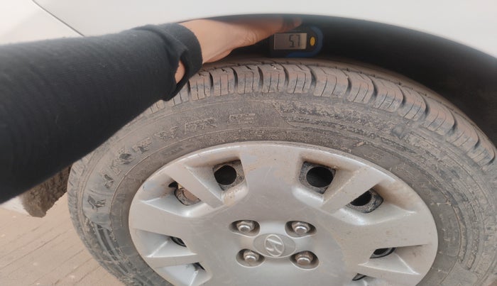 2012 Hyundai i20 MAGNA (O) 1.4 CRDI, Diesel, Manual, 1,04,167 km, tyre