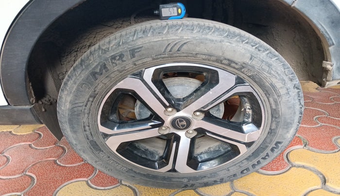 2022 Tata NEXON EV XZ PLUS, Electric, Automatic, 47,120 km, tyre