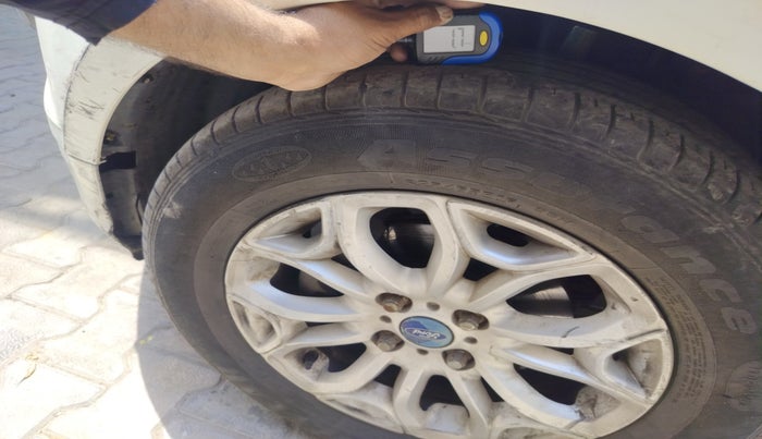 2015 Ford Ecosport TITANIUM 1.5L PETROL AT, Petrol, Automatic, 87,195 km, tyre