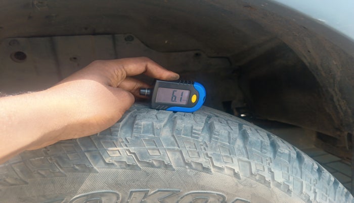 2012 Tata Safari 4X2 LX DICOR 2.2 VTT, Diesel, Manual, 1,28,134 km, tyre