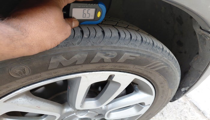 2015 Hyundai i20 Active 1.4 S, Diesel, Manual, 1,70,539 km, tyre