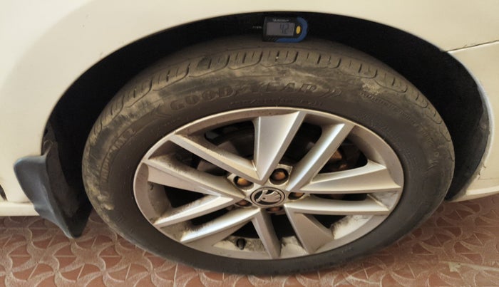 2019 Skoda Rapid STYLE 1.6 MPI AT, Petrol, Automatic, 1,29,101 km, tyre