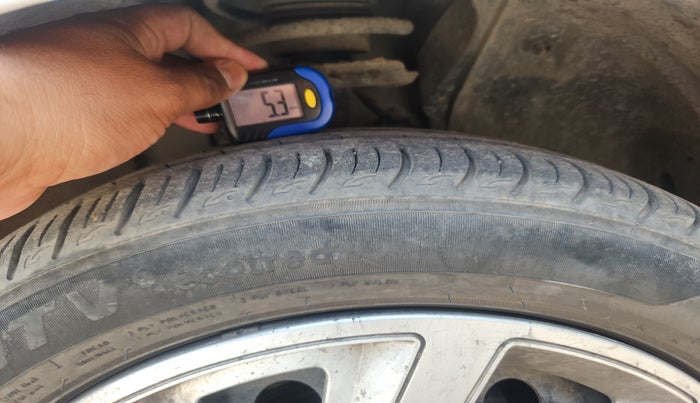 2022 Tata ALTROZ XT PETROL, Petrol, Manual, 31,470 km, tyre