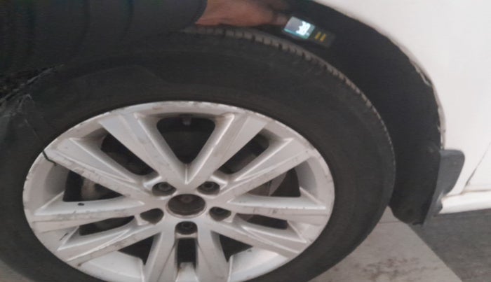 2013 Volkswagen Polo HIGHLINE DIESEL, Diesel, Manual, 84,860 km, tyre