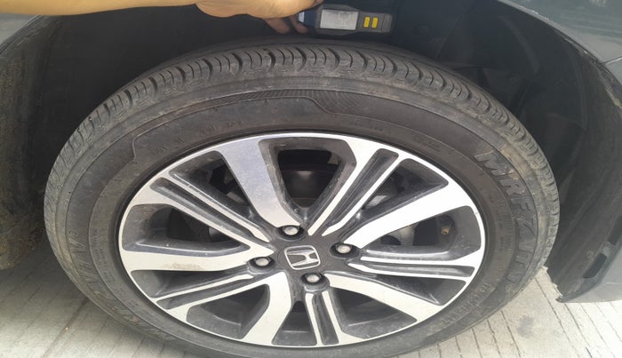 2024 Honda Amaze 1.2L I-VTEC VX, Petrol, Manual, 12,277 km, tyre