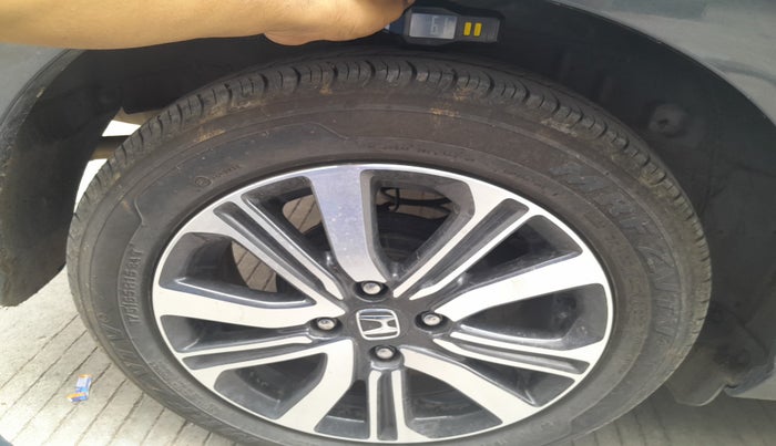 2024 Honda Amaze 1.2L I-VTEC VX, Petrol, Manual, 12,277 km, tyre