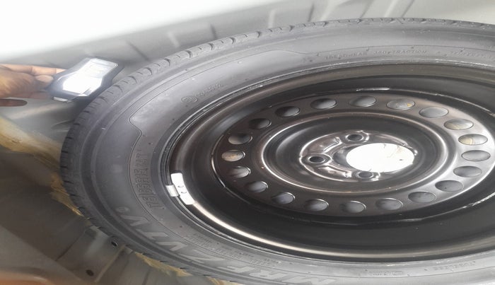 2024 Honda Amaze 1.2L I-VTEC VX, Petrol, Manual, 12,277 km, tyre