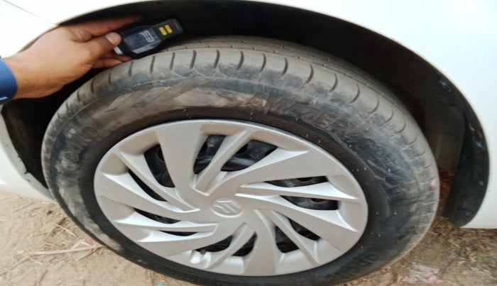 2013 Maruti Ertiga ZDI, Diesel, Manual, 1,36,512 km, tyre