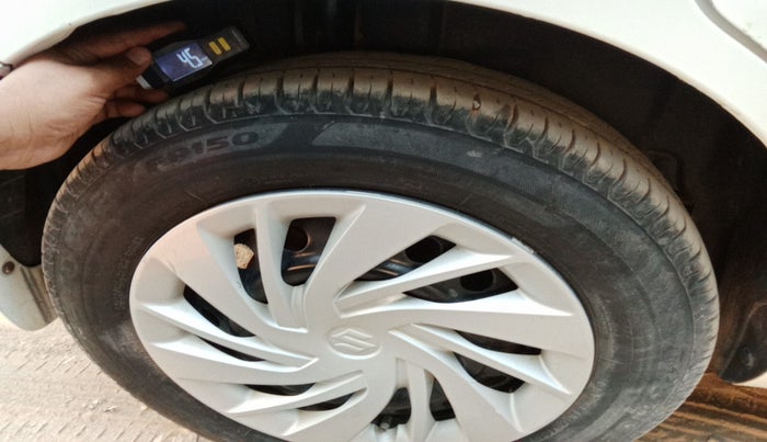 2013 Maruti Ertiga ZDI, Diesel, Manual, 1,36,512 km, tyre