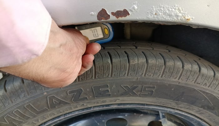 2017 Tata TIGOR XT PETROL, Petrol, Manual, 2,09,119 km, tyre