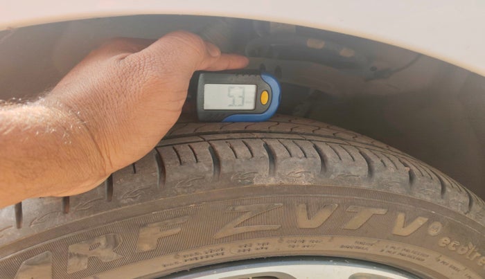 2024 Hyundai AURA SX 1.2 CNG, Petrol, Manual, 39,580 km, tyre