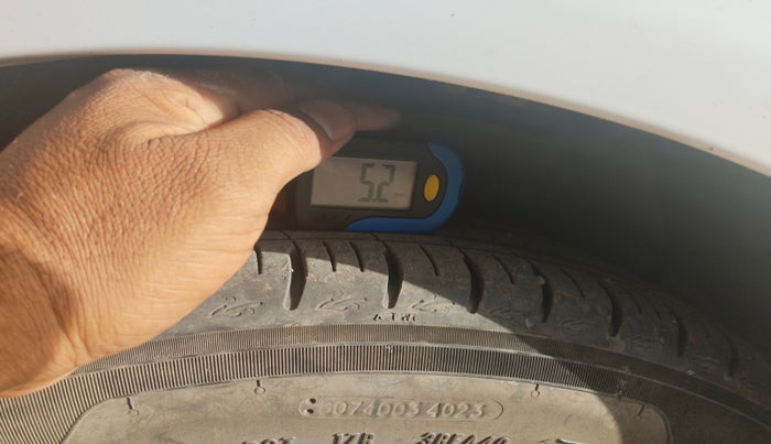 2024 Hyundai AURA SX 1.2 CNG, Petrol, Manual, 39,580 km, tyre