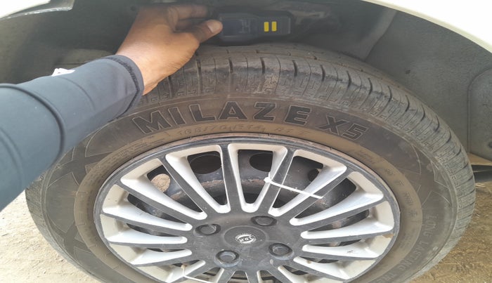 2015 Tata Indigo ECS LX TDI, Diesel, Manual, 2,45,435 km, tyre