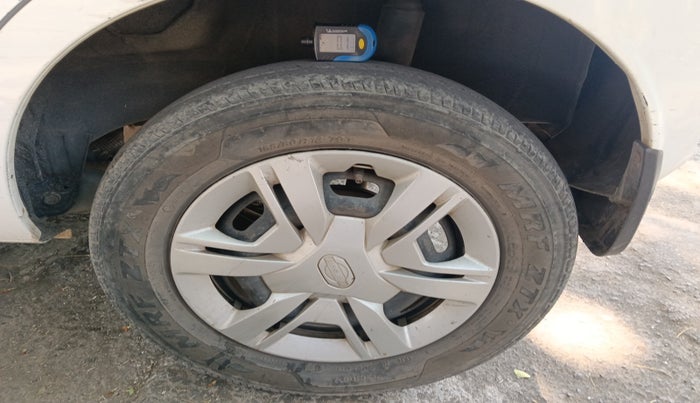 2017 Datsun Redi Go T, Petrol, Manual, 1,17,698 km, tyre