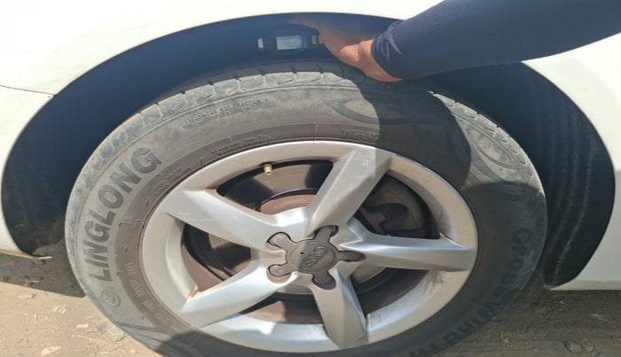 2013 Audi A4 2.0 TDI 174BHP, Diesel, Automatic, 84,304 km, tyre