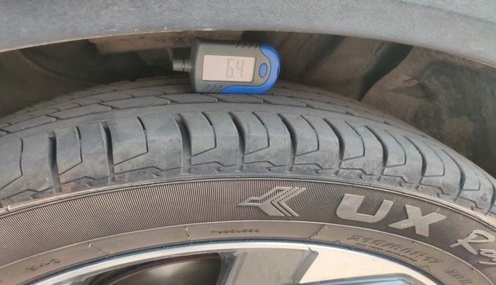 2019 Hyundai Creta SX AT 1.6 DIESEL, Diesel, Automatic, 1,77,519 km, tyre