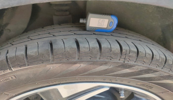 2019 Hyundai Creta SX AT 1.6 DIESEL, Diesel, Automatic, 1,77,519 km, tyre