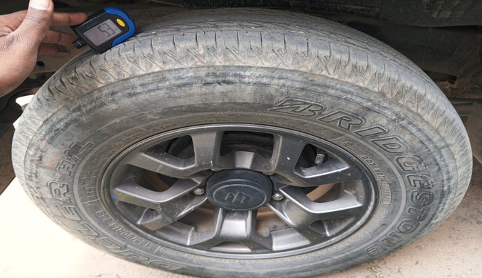 2023 Maruti JIMNY ALPHA ALL GRIP PRO MT, Petrol, Manual, 39,958 km, tyre