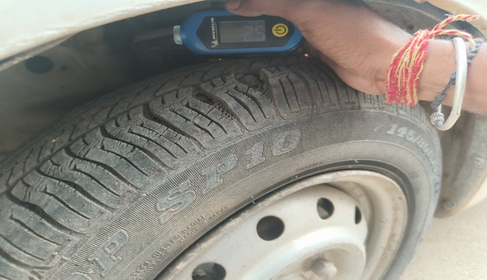 2016 Maruti Wagon R 1.0 LXI CNG, Petrol, Manual, 2,00,176 km, tyre