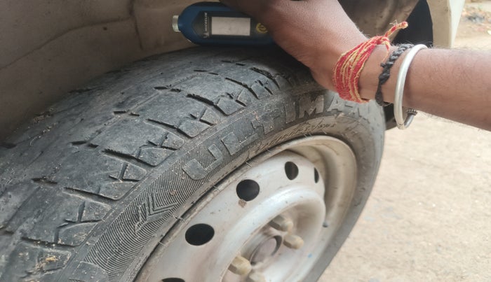 2016 Maruti Wagon R 1.0 LXI CNG, Petrol, Manual, 2,00,176 km, tyre