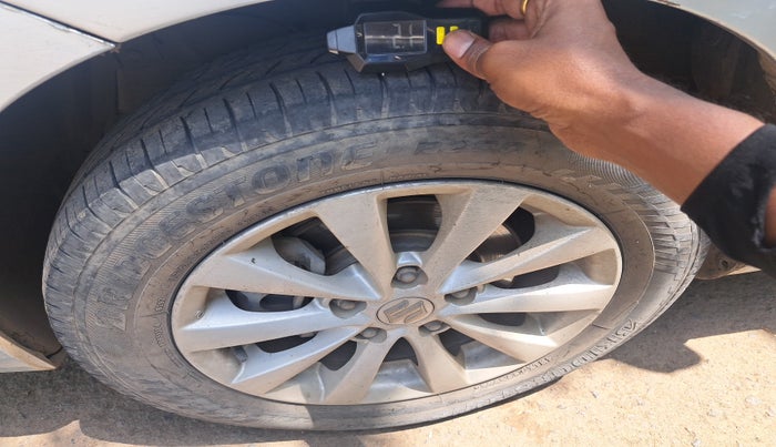 2012 Maruti Ertiga ZDI, Diesel, Manual, 1,96,318 km, tyre