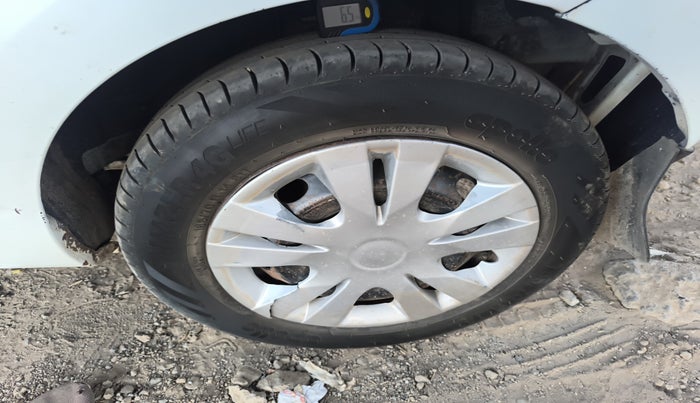 2014 Tata Indica Vista LS TDI, Diesel, Manual, 97,512 km, tyre