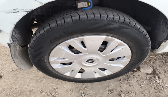 2014 Tata Indica Vista LS TDI, Diesel, Manual, 97,512 km, tyre