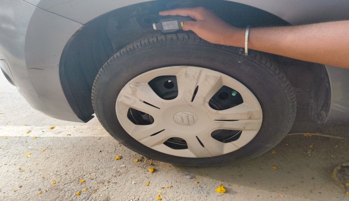 2015 Maruti Wagon R 1.0 VXI, Petrol, Manual, 14,397 km, tyre