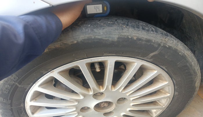 2015 Tata Zest XT 90PS DIESEL, Diesel, Manual, 89,430 km, tyre