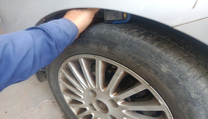 2015 Tata Zest XT 90PS DIESEL, Diesel, Manual, 89,430 km, tyre